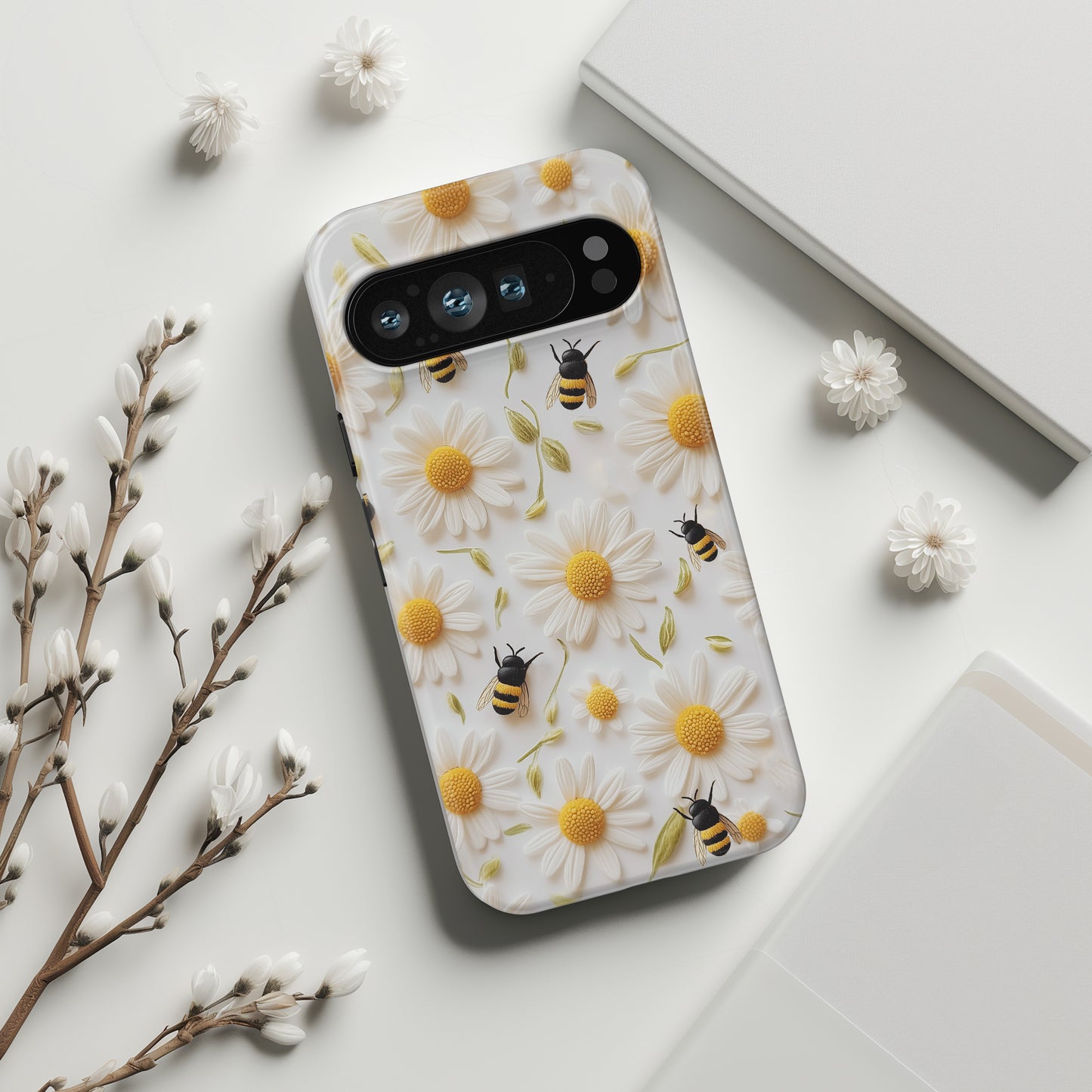 Bumblebees & Daisies Design Phone Case for Google Pixel