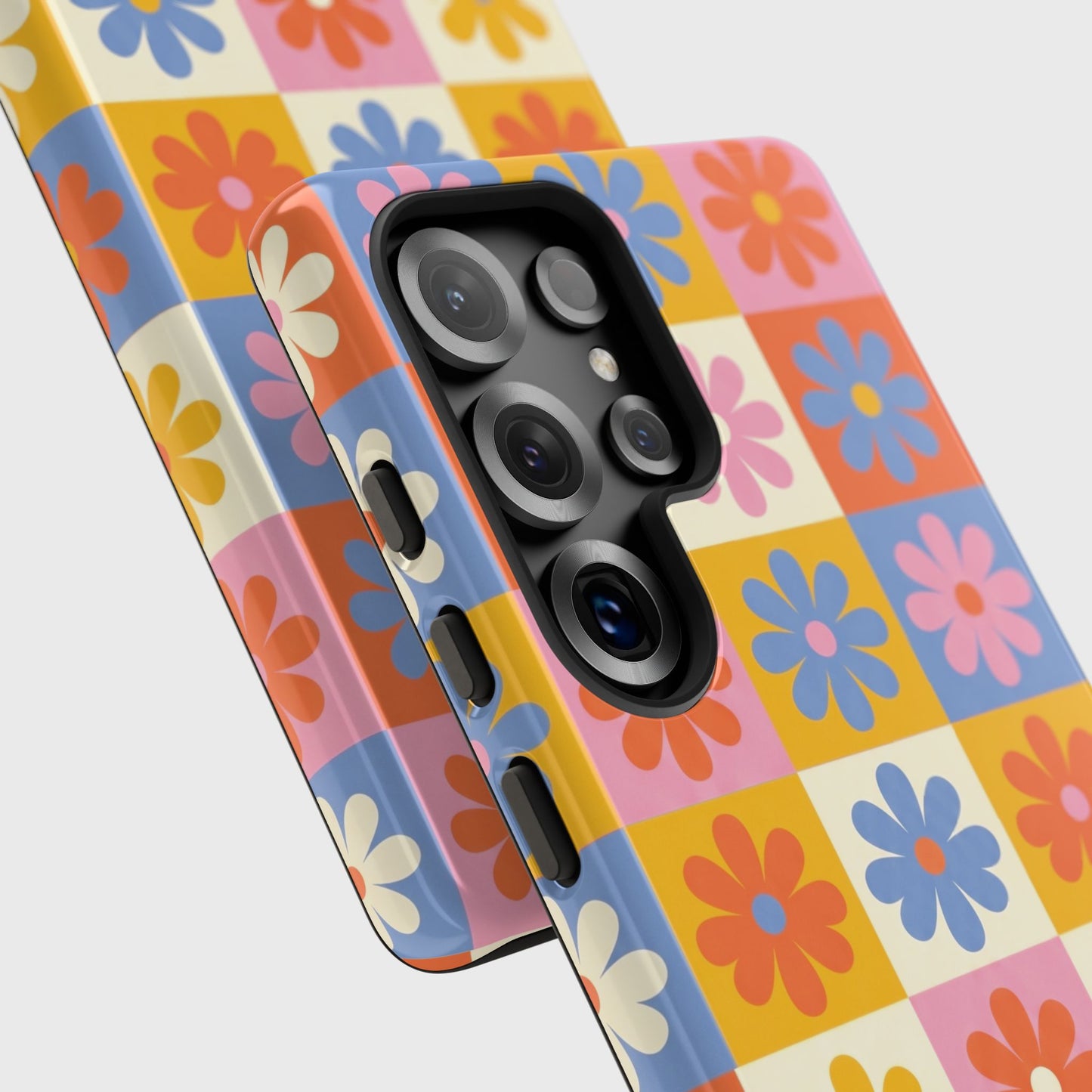 The Groovy Garden – Retro Floral Checkerboard Design Phone Case for Galaxy S series Phones