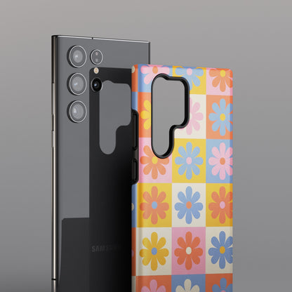 The Groovy Garden – Retro Floral Checkerboard Design Phone Case for Galaxy S series Phones