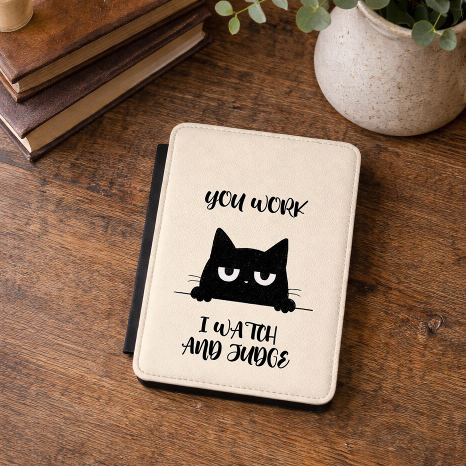 The Judgy Supervisor – Funny Black Cat Kindle Case