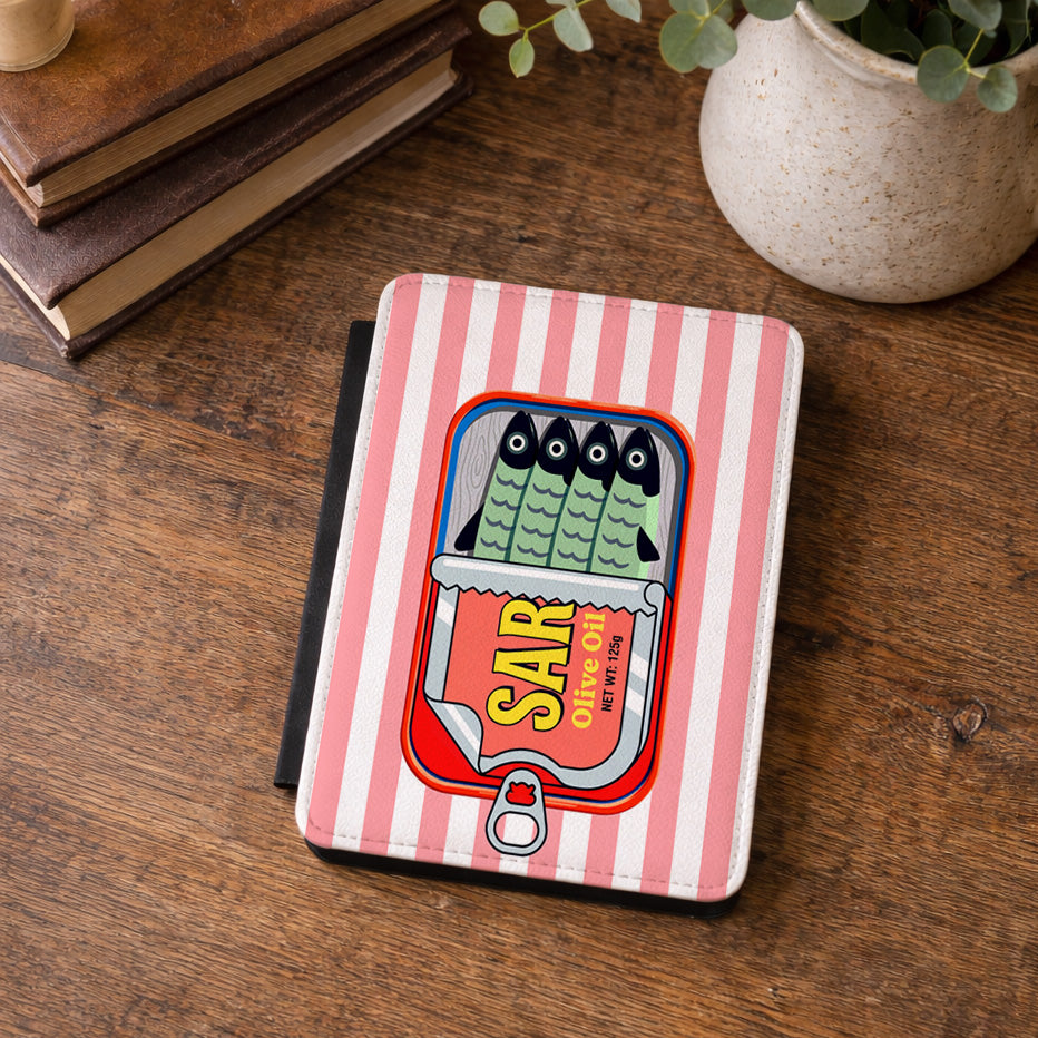 The Vintage Sardine Tin – Pop-Art Striped Kindle Case (Pink)